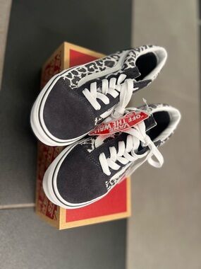 Vans Kids Black & White Leopard-Print Skate Sneakers